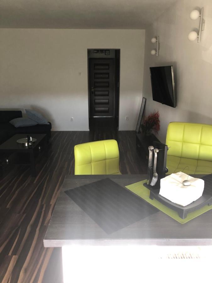 Open Space Mini Craiovei Piteşti Exteriör bild